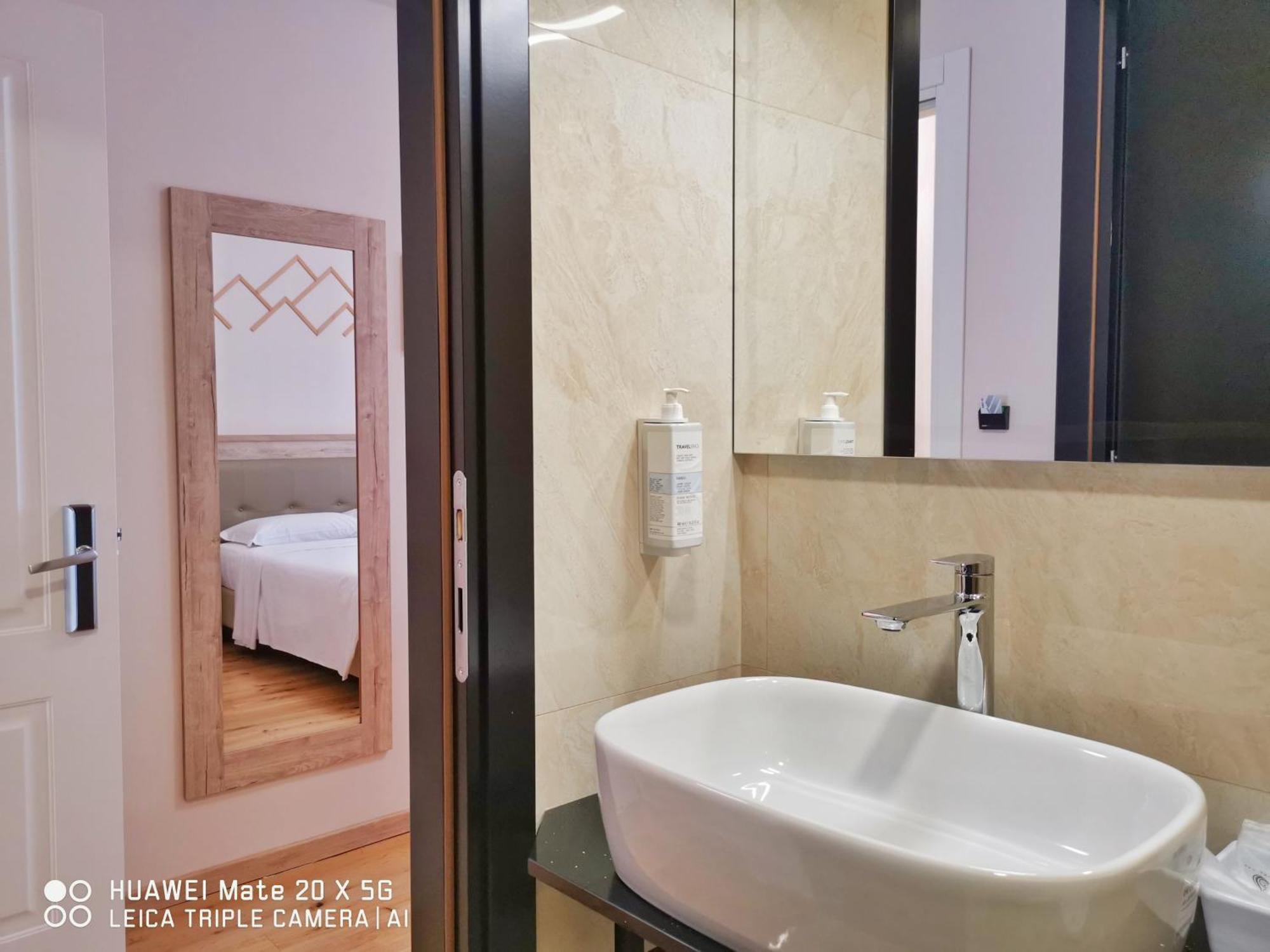 מילאנו Guesthouse Central Station Group - Via Ponte Seveso 18 מראה חיצוני תמונה